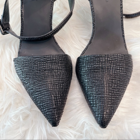 Alexander Wang Size 40 Textured Ankle Strap “Lovisa” Black Pumps (FLAWED) - Picture 7 of 16